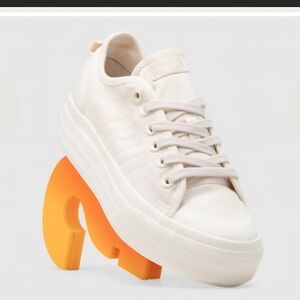 Women's NIZZA Adidas Platform Sneakers